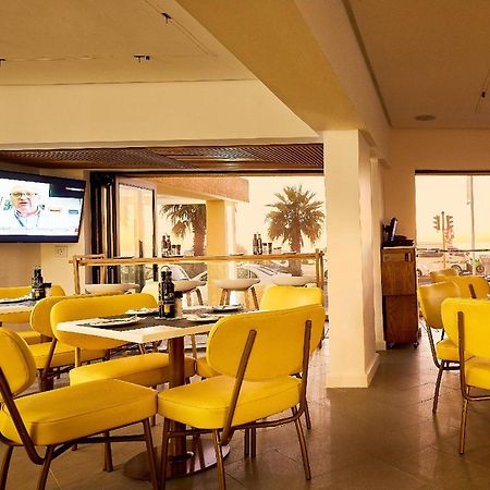 First Group Riviera Suites Le Cap Extérieur photo