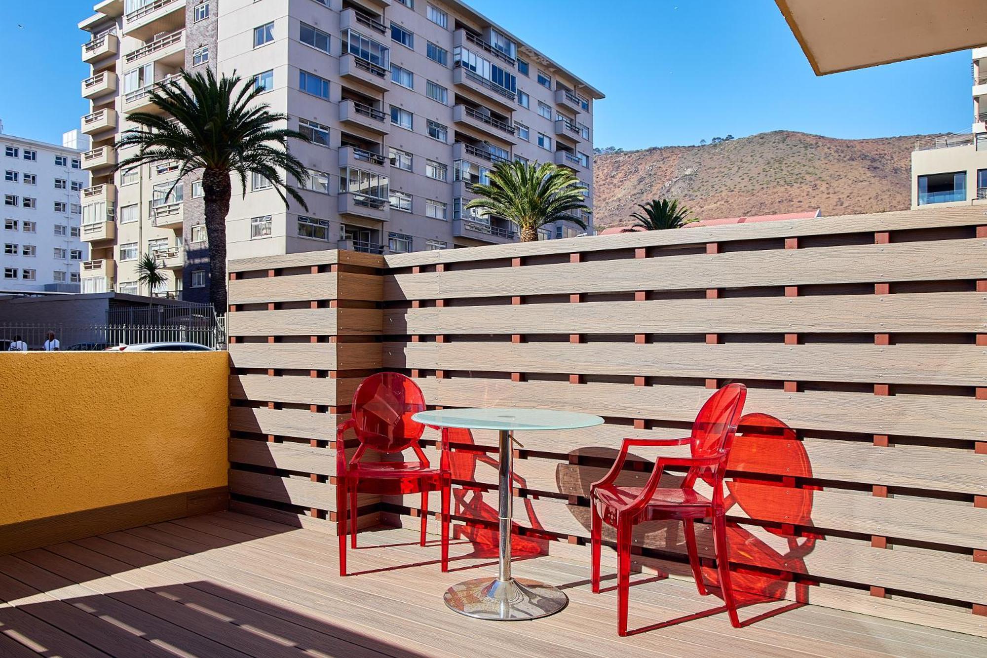 First Group Riviera Suites Le Cap Extérieur photo