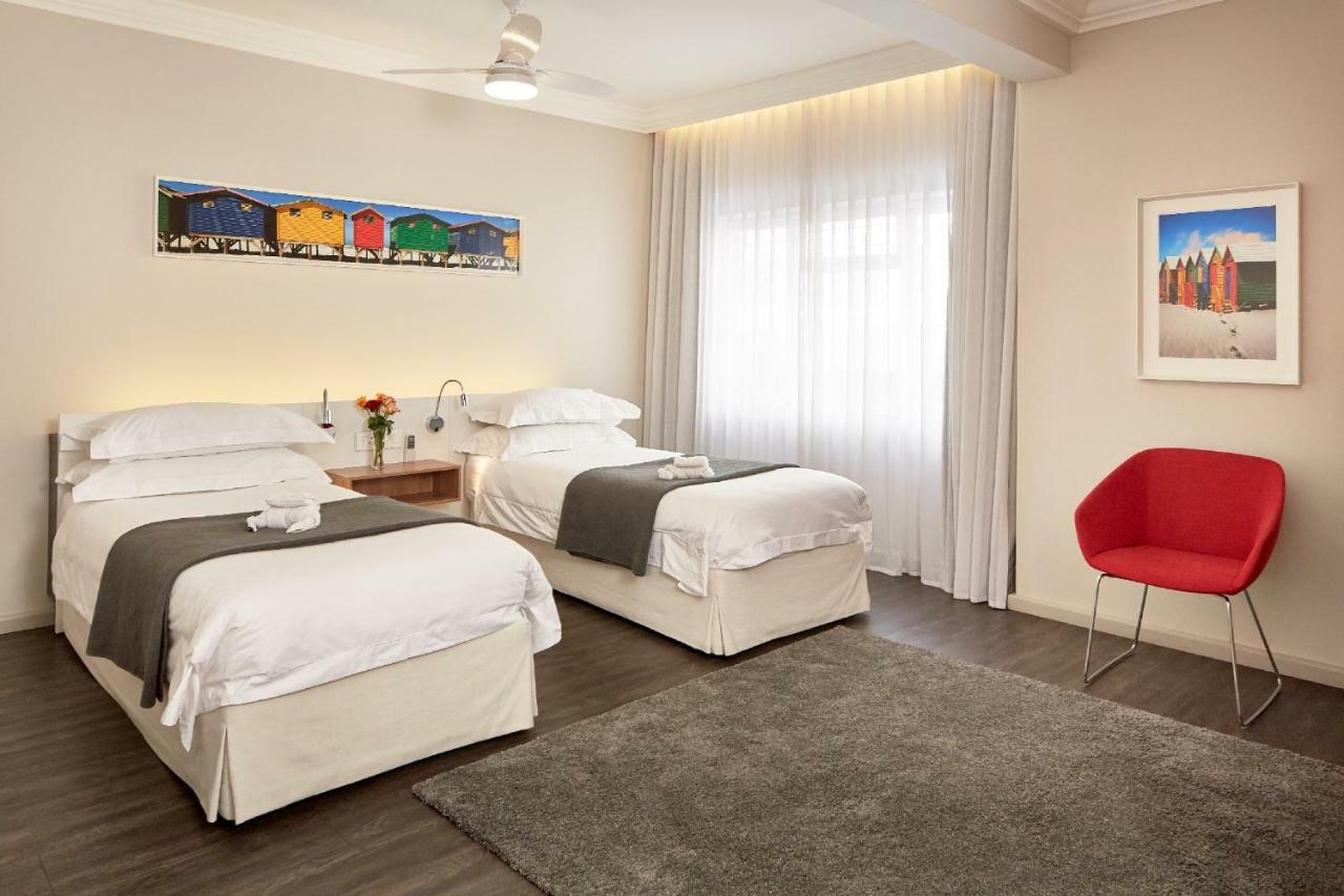 First Group Riviera Suites Le Cap Extérieur photo