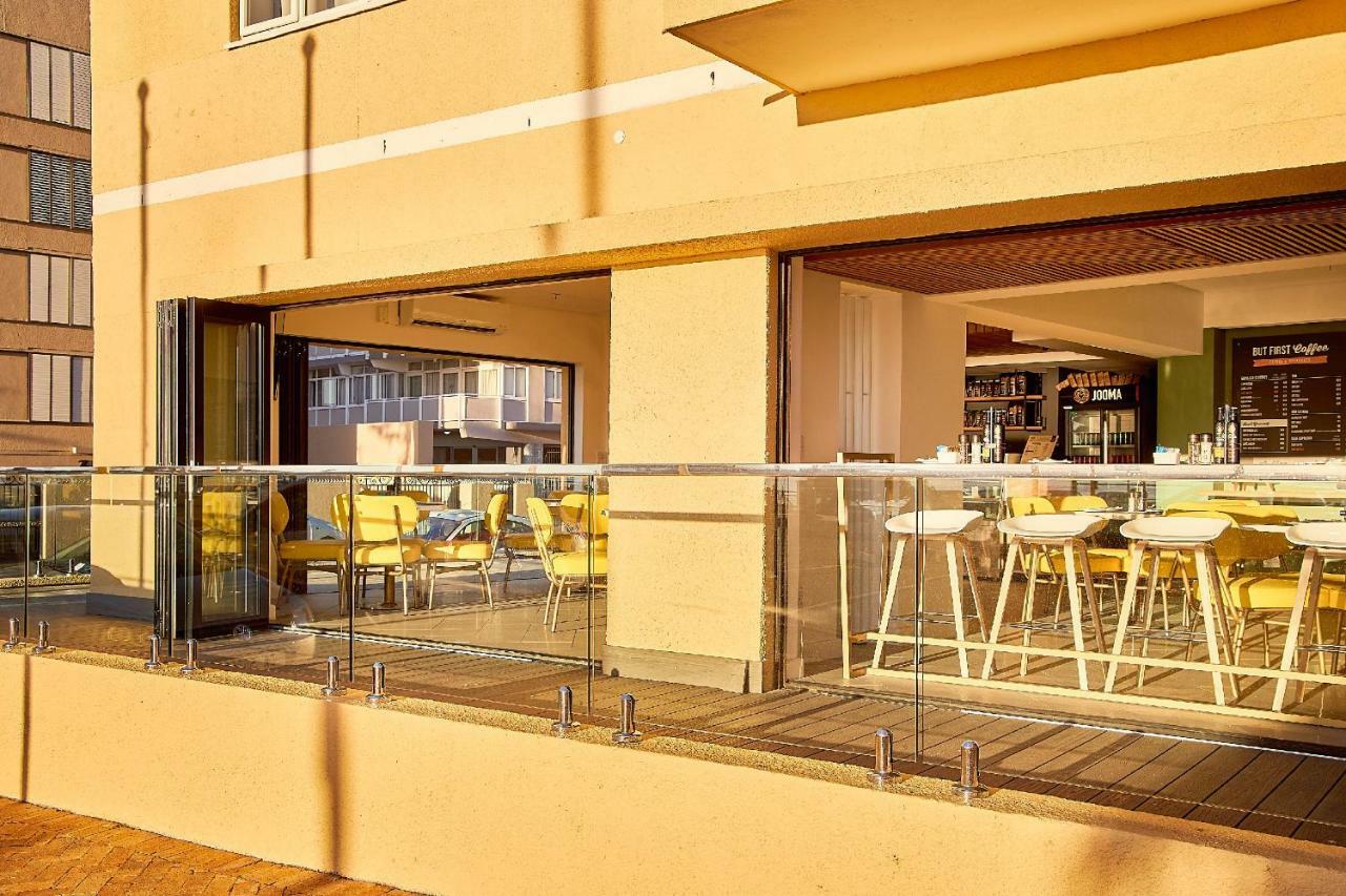 First Group Riviera Suites Le Cap Extérieur photo
